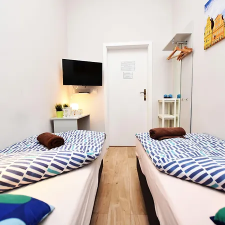 City Central Hostel Wroclaw אכסניה *