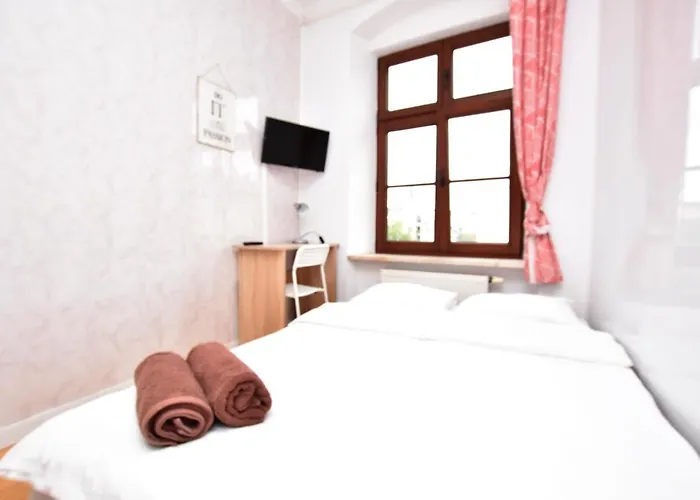 City Central Hostel Wroclaw Хостел *